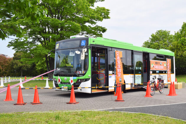 5/4、舎人公園にて安全運転教室開催